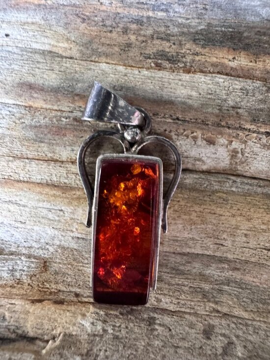 Vintage Jewelry - Amber Pendant Sterling Silver 925 Angel Wing Design 6.15g 1.5”